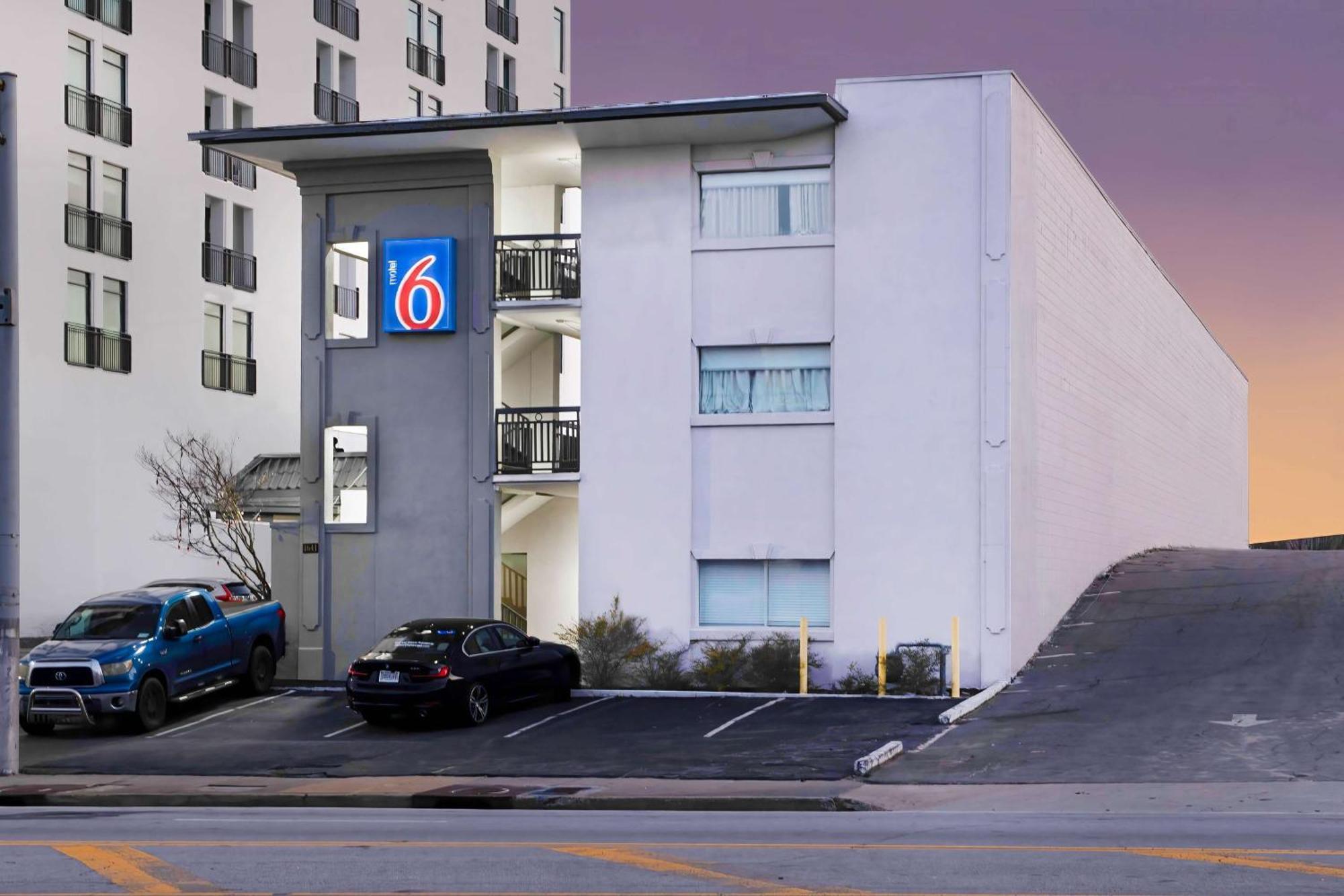6 Atlanta, Ga - Midtown Motel Atlanta