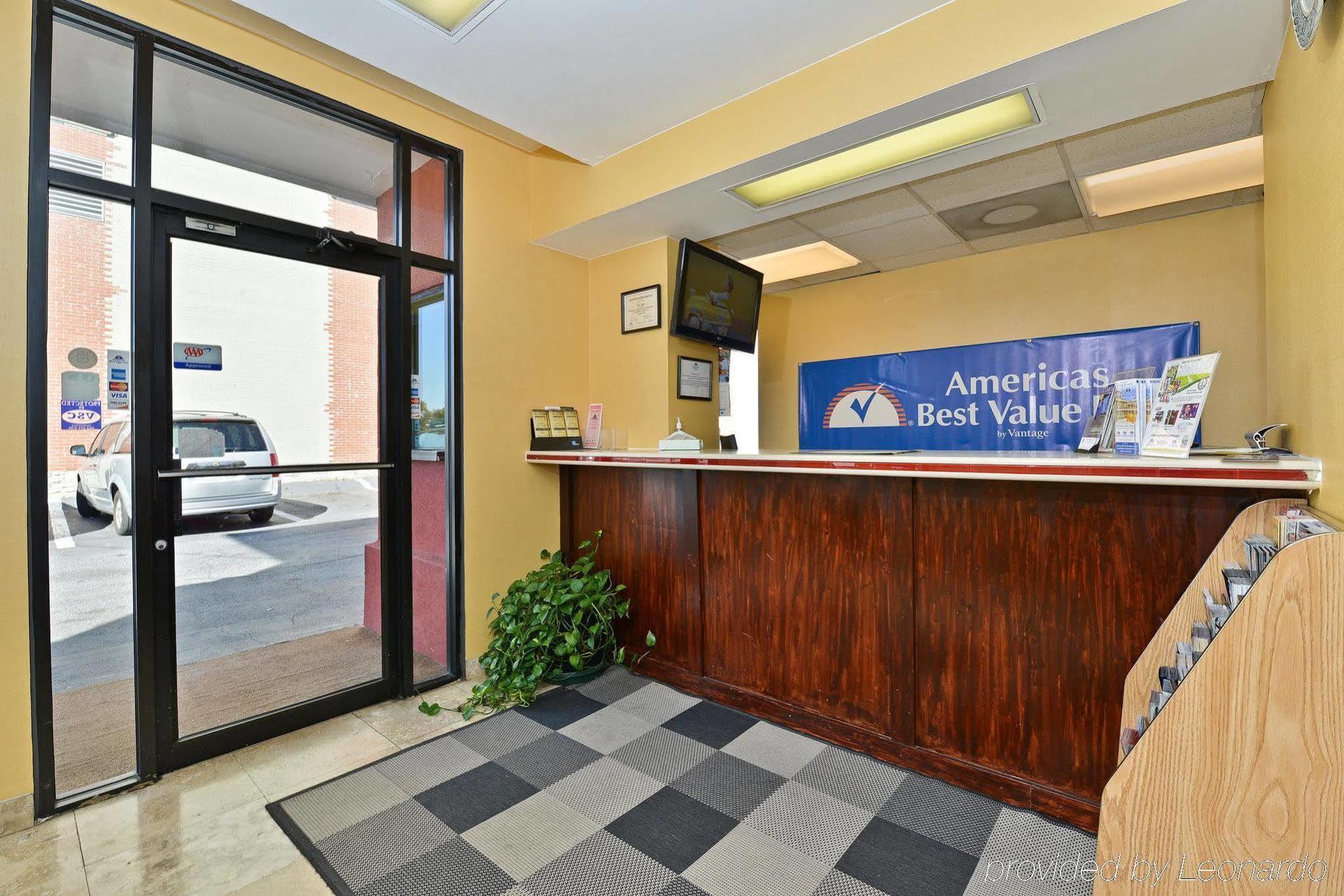 6 Atlanta, Ga - Midtown Motel 2*