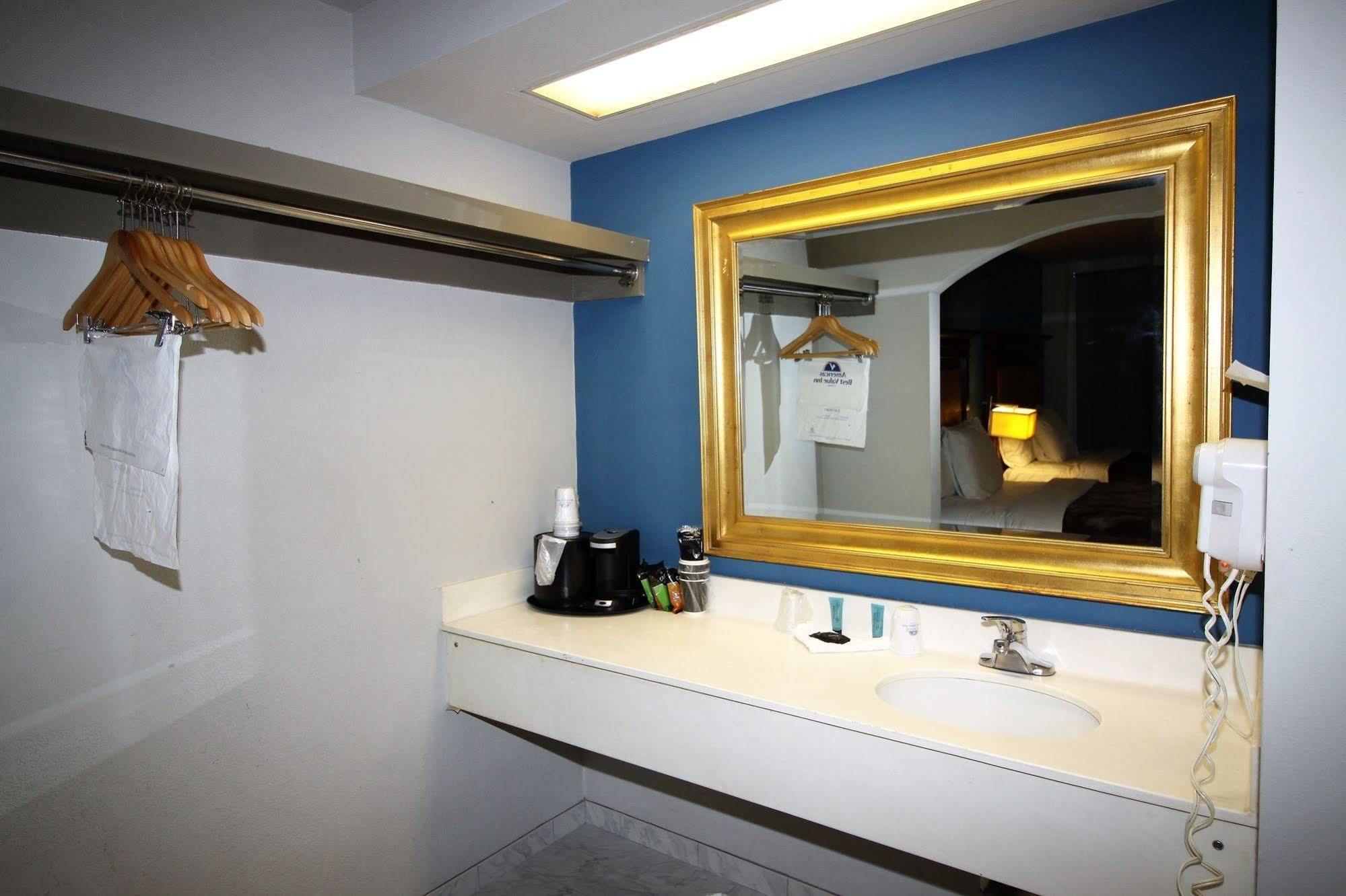 6 Atlanta, Ga - Midtown Motel